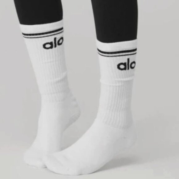ALO Yoga Accessories - Alo Unisex Throwback Socks